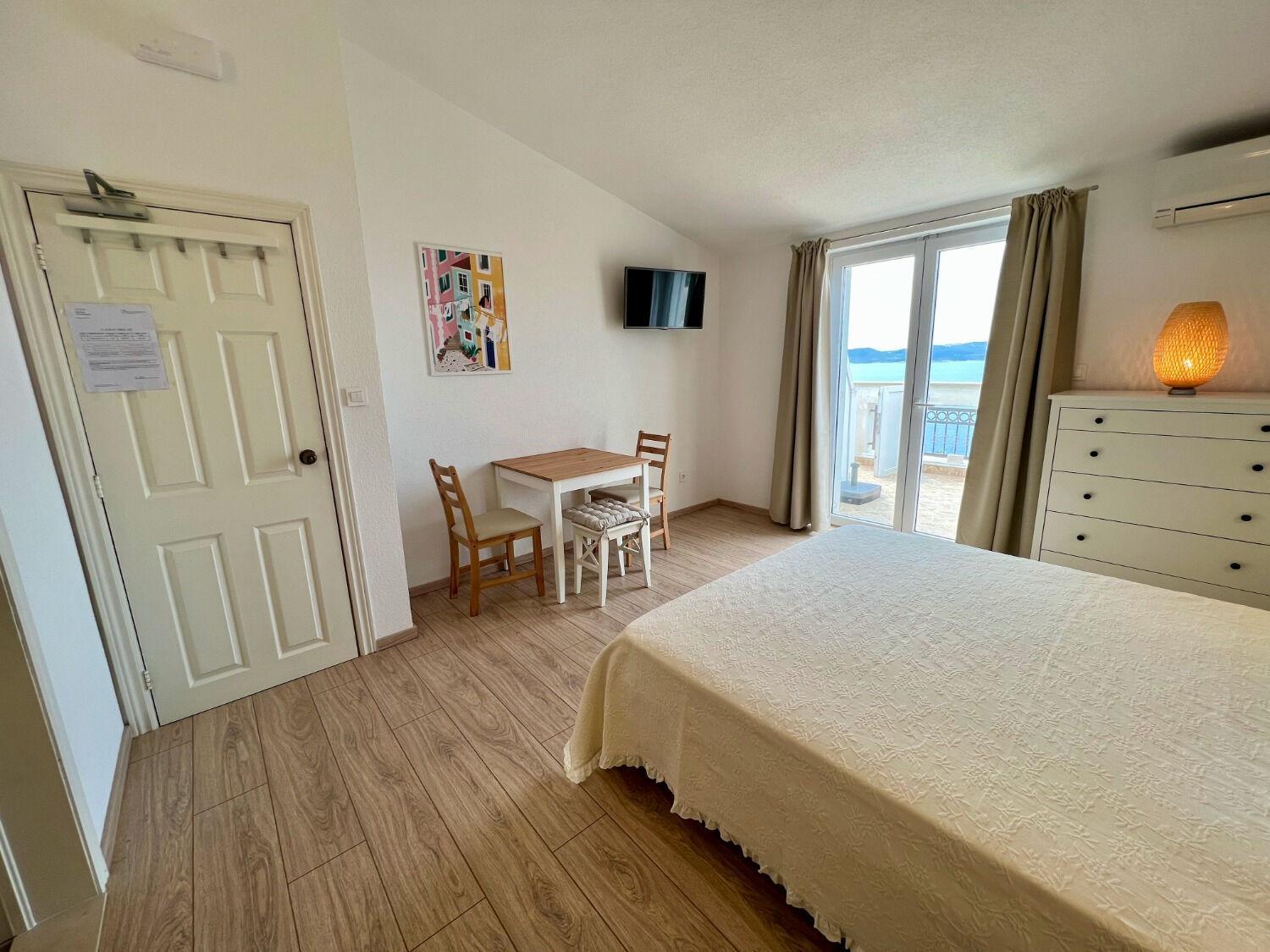 Apartments Via - 250 M From Sea Brela Exterior photo